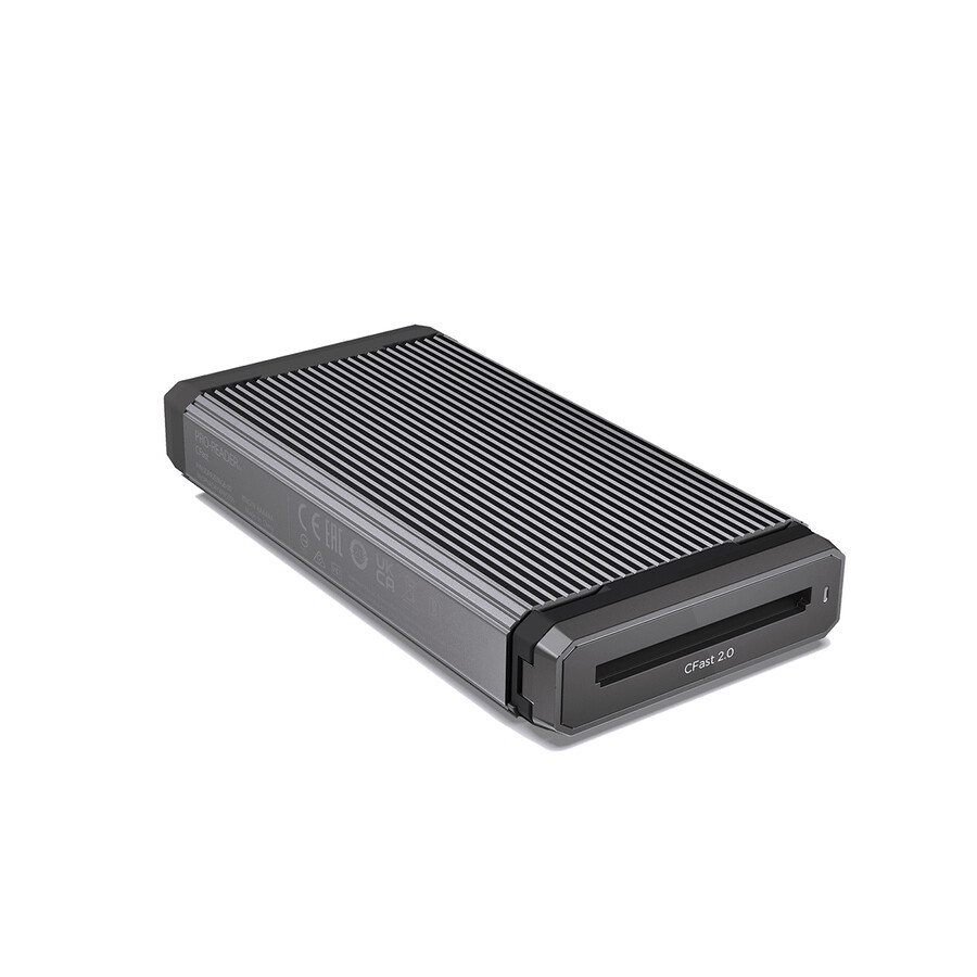lector pro cfast sandisk